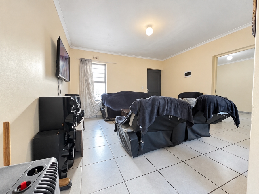 To Let 2 Bedroom Property for Rent in Parklands Western Cape